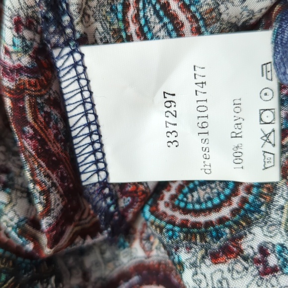 Long sleeve rayon dress - Picture 5 of 5